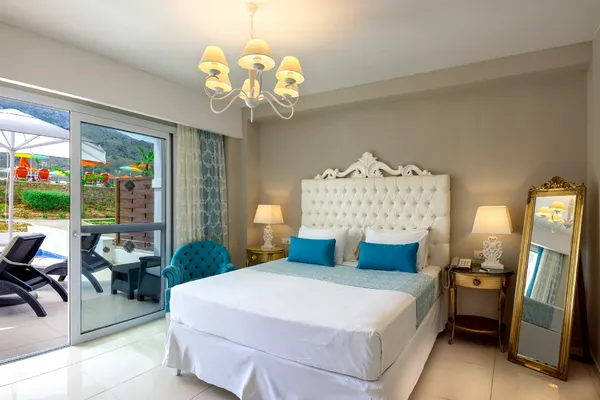 Anemos Luxury Grand Resort