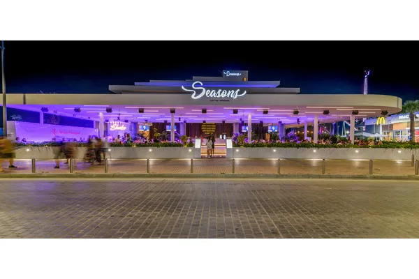 TASIA MARIS SEASONS HOTEL