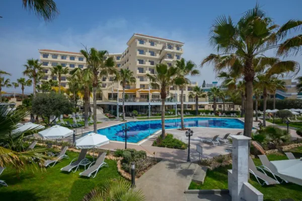 AQUAMARE BEACH HOTEL & SPA