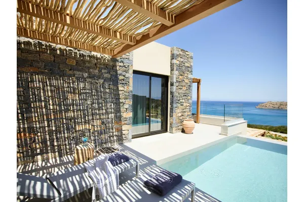 Cayo Exclusive Resort & Spa